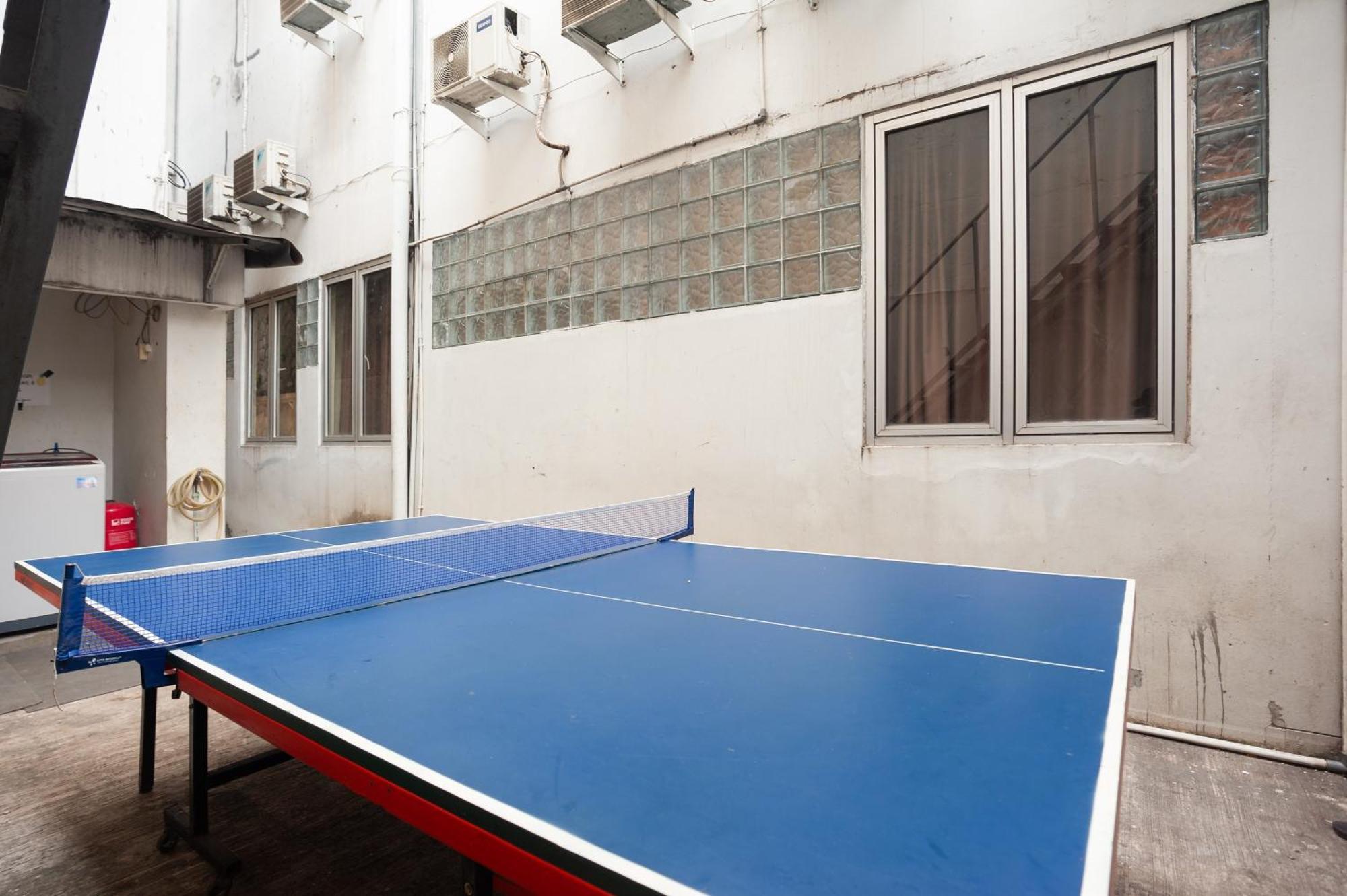 Reddoorz Plus Near Plaza Blok M Джакарта Екстер'єр фото